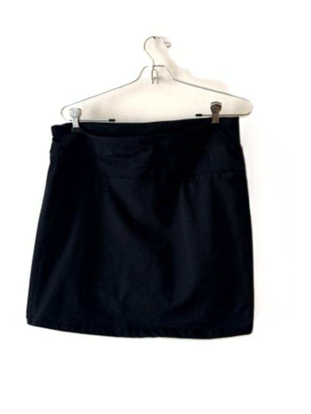 Lands' End Black Athletic Skort with Zippered Black Pocket